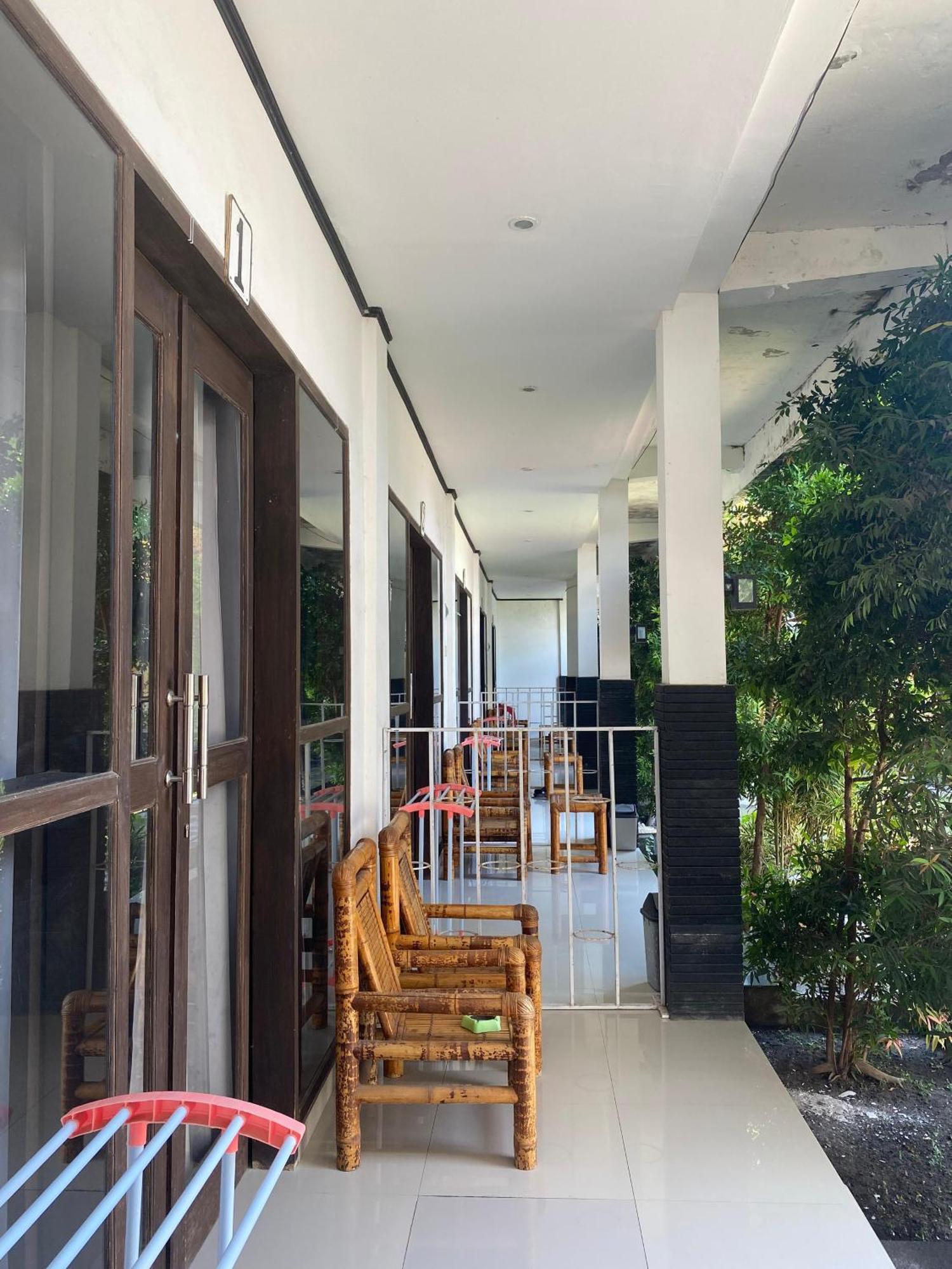Akalanka Homestay Gili Trawangan Bagian luar foto